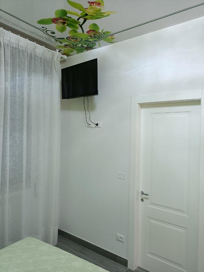 Bed and Breakfast Orchidea Bolonia Exterior foto