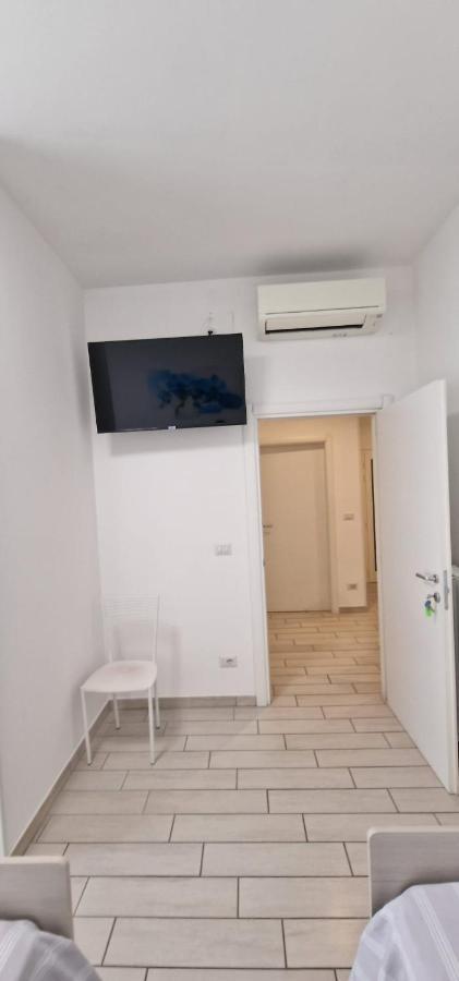 Bed and Breakfast Orchidea Bolonia Exterior foto