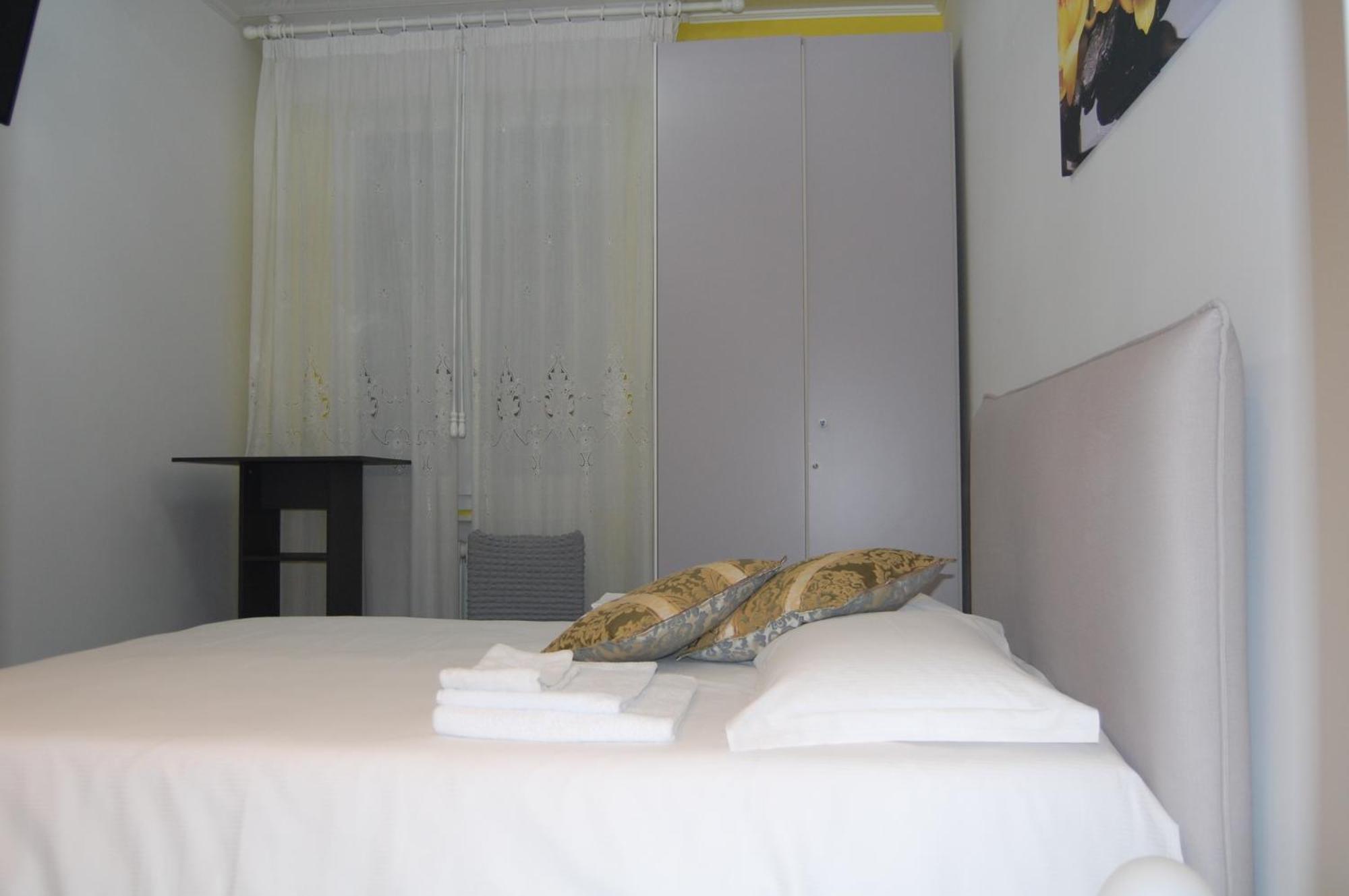 Bed and Breakfast Orchidea Bolonia Exterior foto