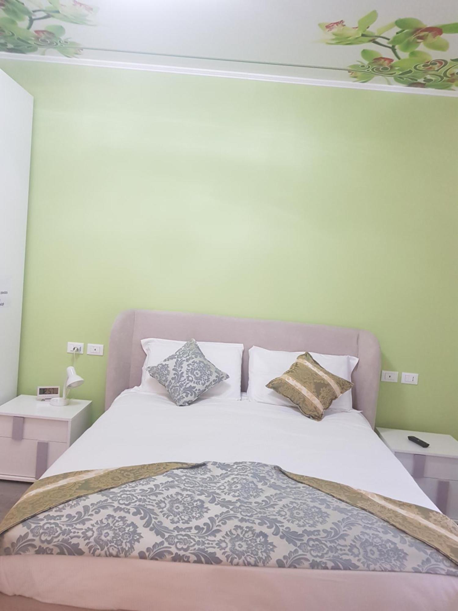 Bed and Breakfast Orchidea Bolonia Exterior foto