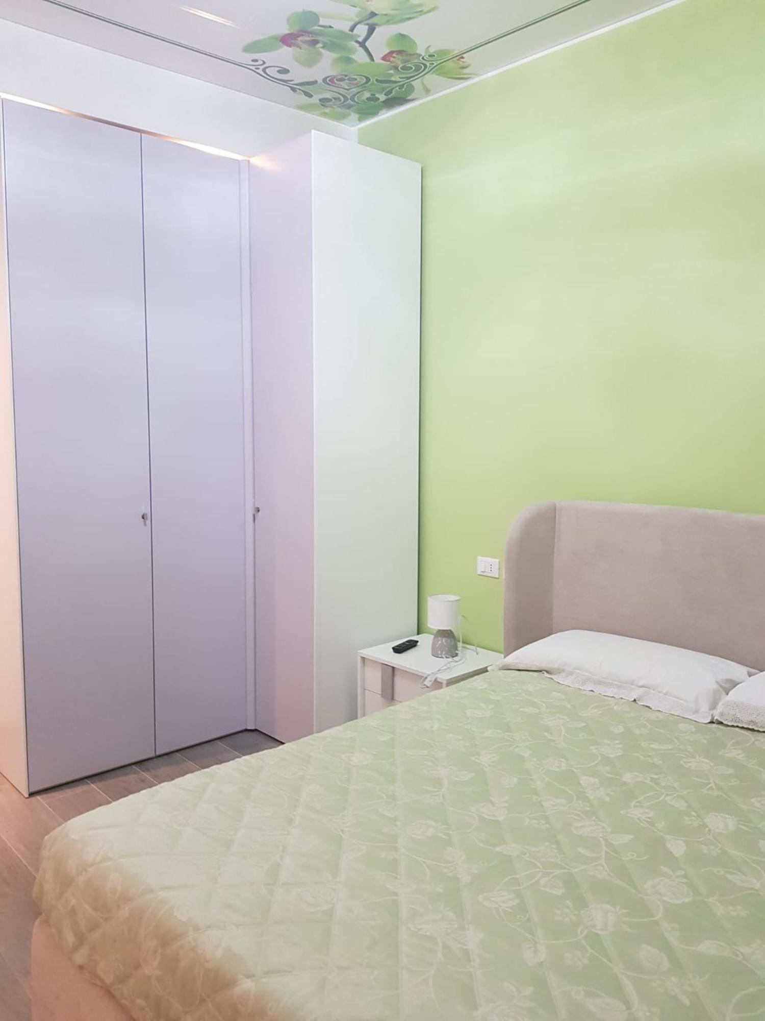 Bed and Breakfast Orchidea Bolonia Exterior foto